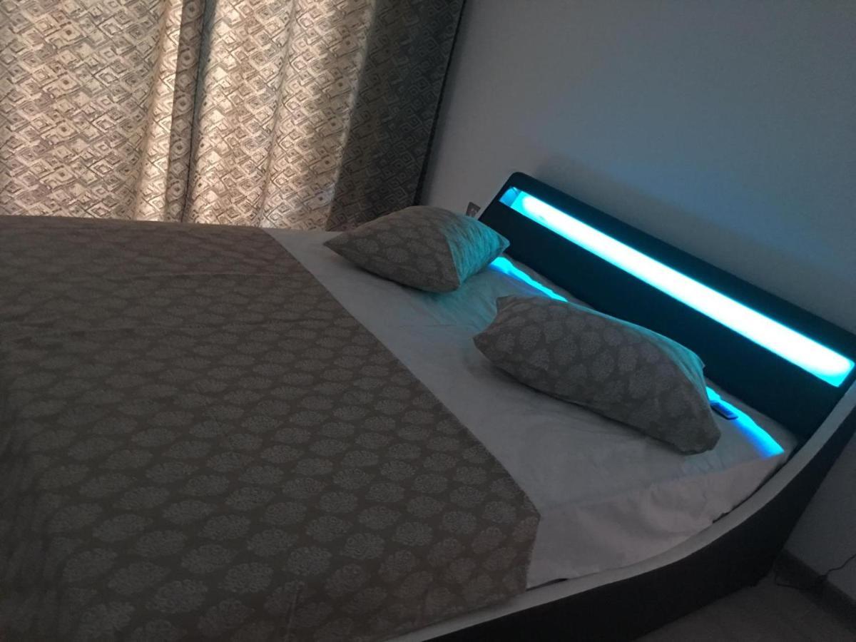 Umi Apartment Alezzi Resort Navodari Ngoại thất bức ảnh