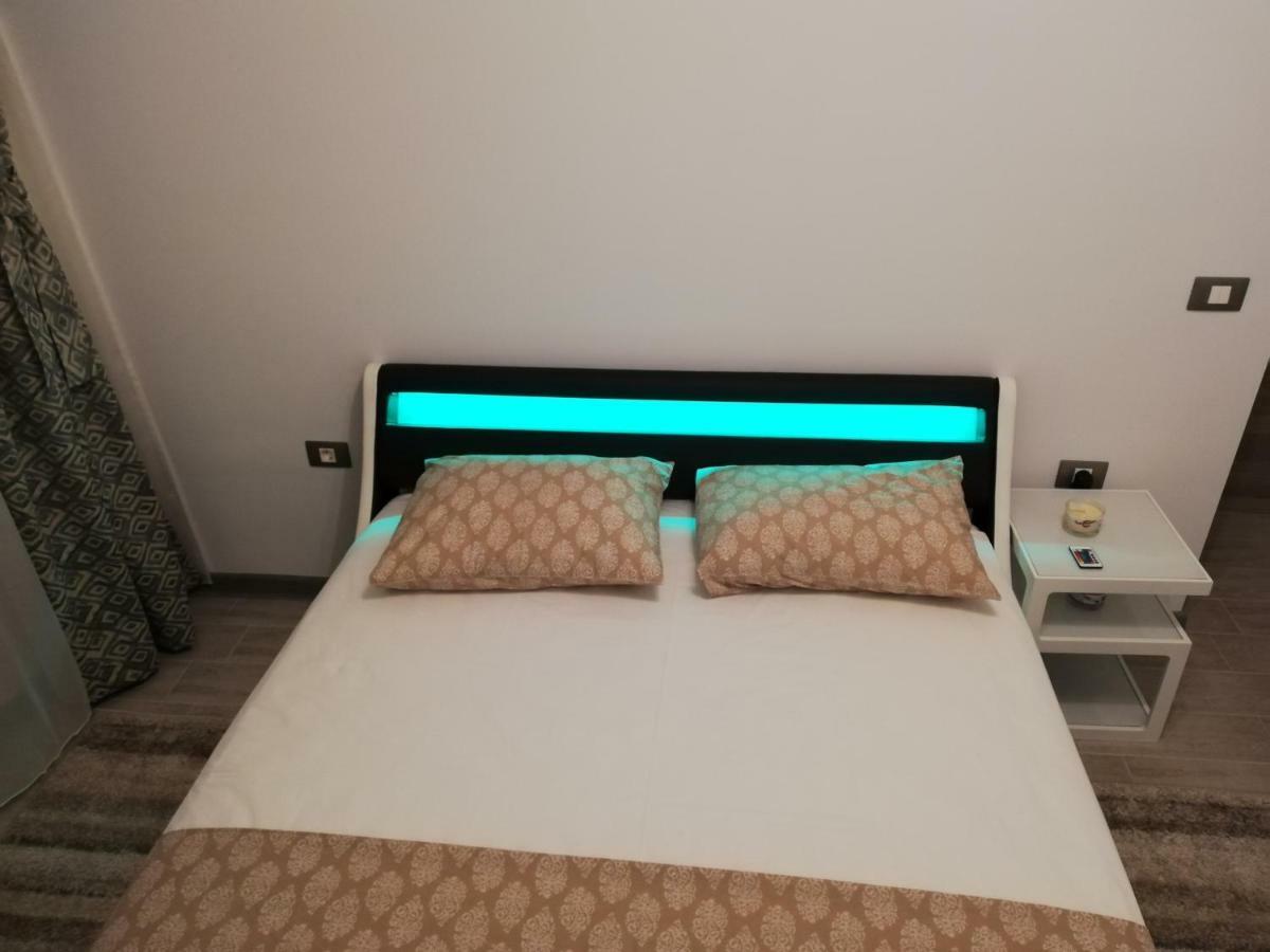 Umi Apartment Alezzi Resort Navodari Ngoại thất bức ảnh