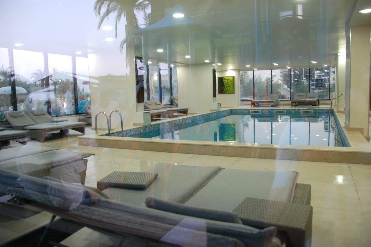 Umi Apartment Alezzi Resort Navodari Ngoại thất bức ảnh